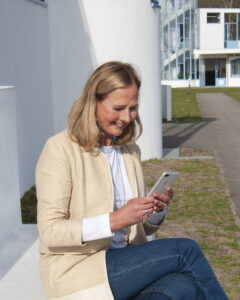 talk&trust-contact-samenwerking-extern-onafhankelijk-vertrouwenspersoon-veilige-werkomgeving-exit-interviews