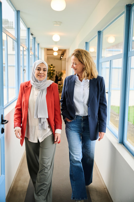 talk-and-trust-extern-onafhankelijk-vertrouwenspersoon-veilige-werkomgeving-advisering-intern-vertrouwenspersoon-533x800